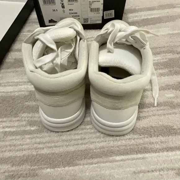 Chanel CC Off White Fabric Sneaker 38.5 - Picture 3 of 13